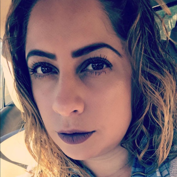 Meet your Posher, Nancy - Picture 1 of 1